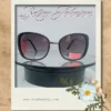 Kính mát Betsey Johnson