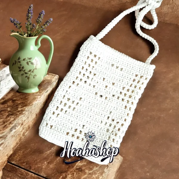 Túi Đeo Chéo Handmade - Thanh Lịch & Độc Đáo